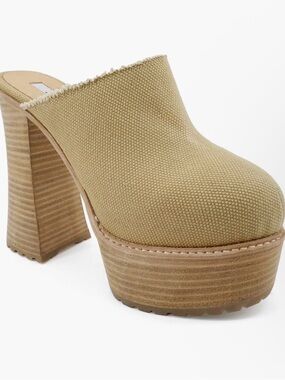 Zigi Fina Platform Clog Women’s Tan Canvas Platform Mule - 9